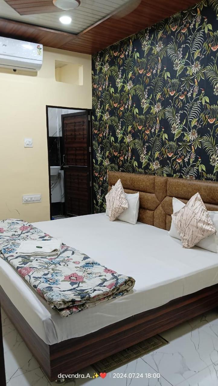 Hotel Ganga Sagar Ujjain Extérieur photo
