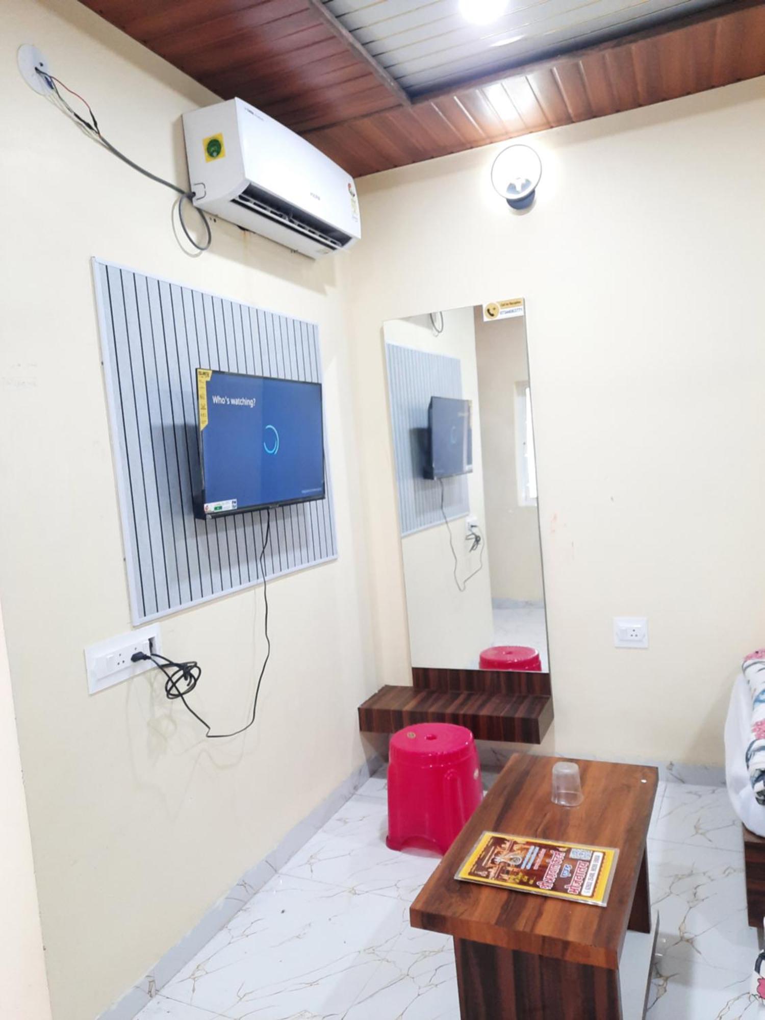 Hotel Ganga Sagar Ujjain Extérieur photo