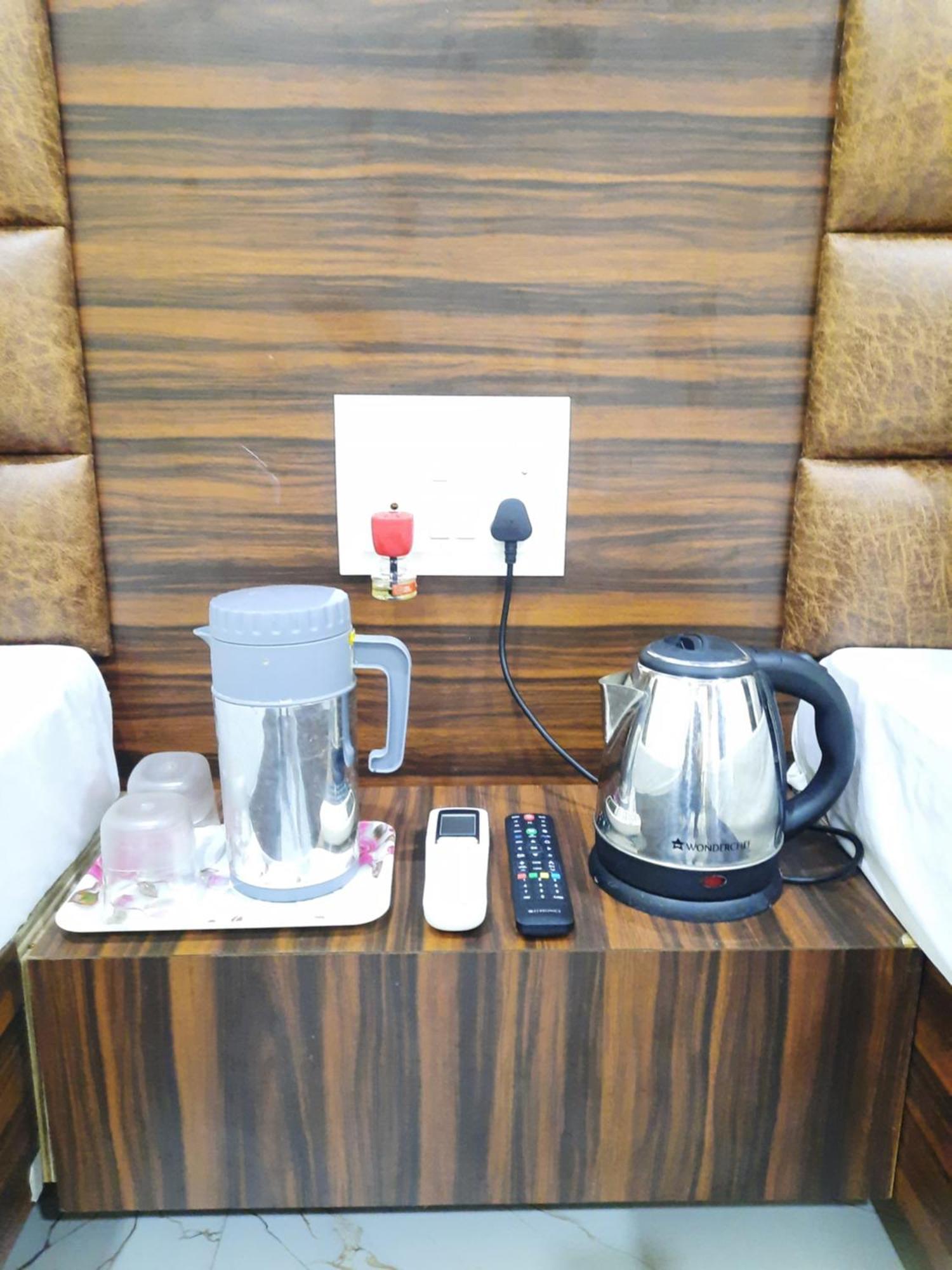 Hotel Ganga Sagar Ujjain Extérieur photo