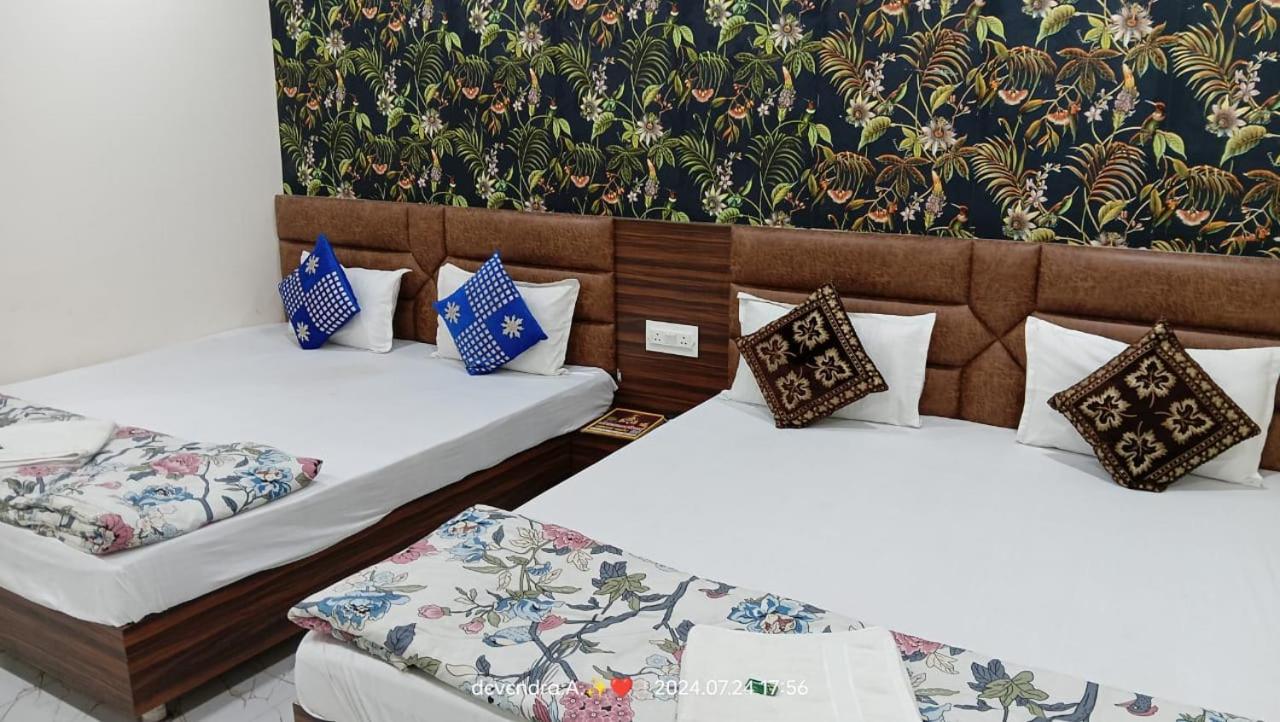 Hotel Ganga Sagar Ujjain Extérieur photo