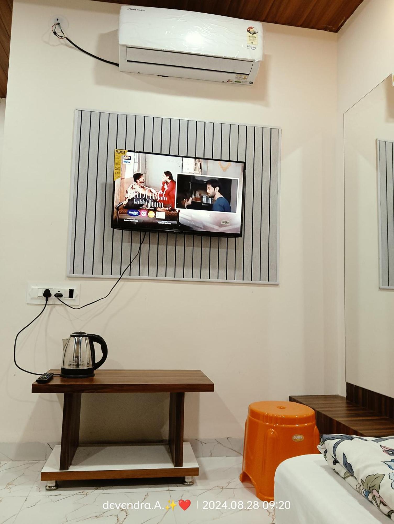 Hotel Ganga Sagar Ujjain Extérieur photo